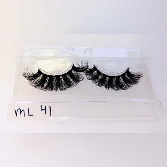 Lash Strip ML41 - Picture 2 of 2